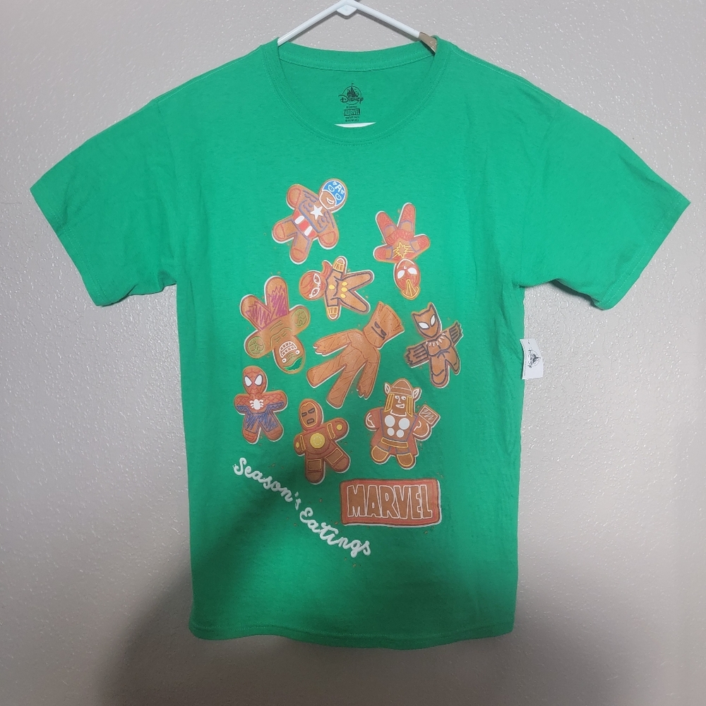 Disney Marvel Avengers Christmas shirt Youth size XL